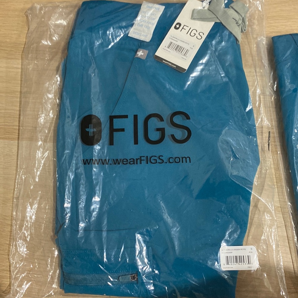 FIGS
